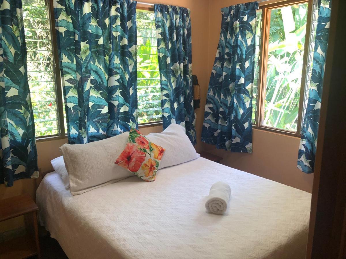 Hotel El Mono Feliz โอเฆชาล ภายนอก รูปภาพ