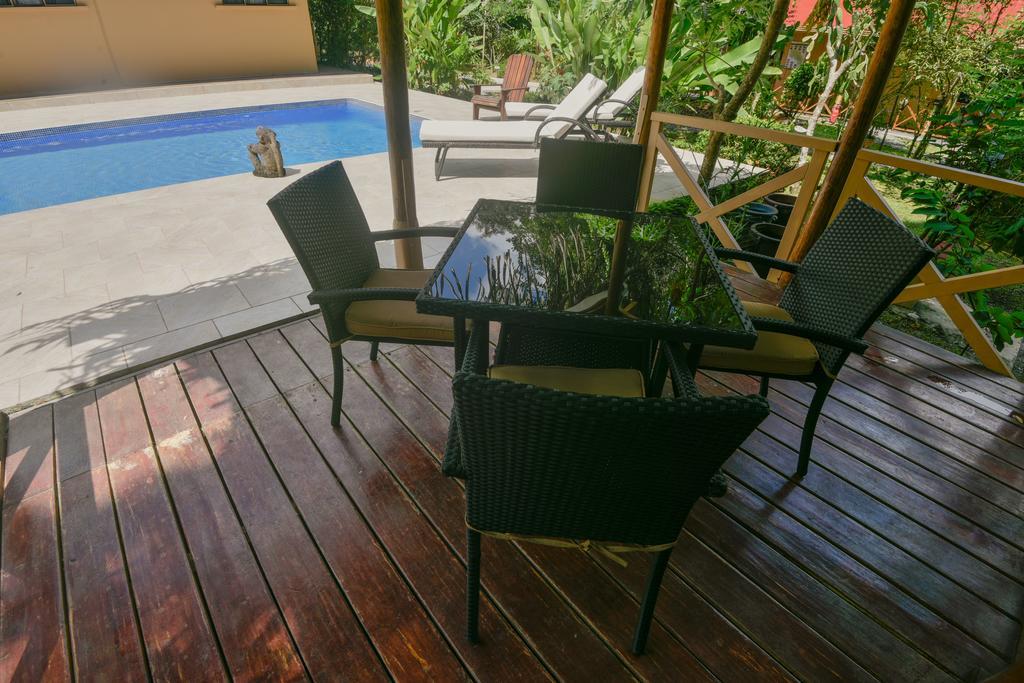 Hotel El Mono Feliz โอเฆชาล ภายนอก รูปภาพ