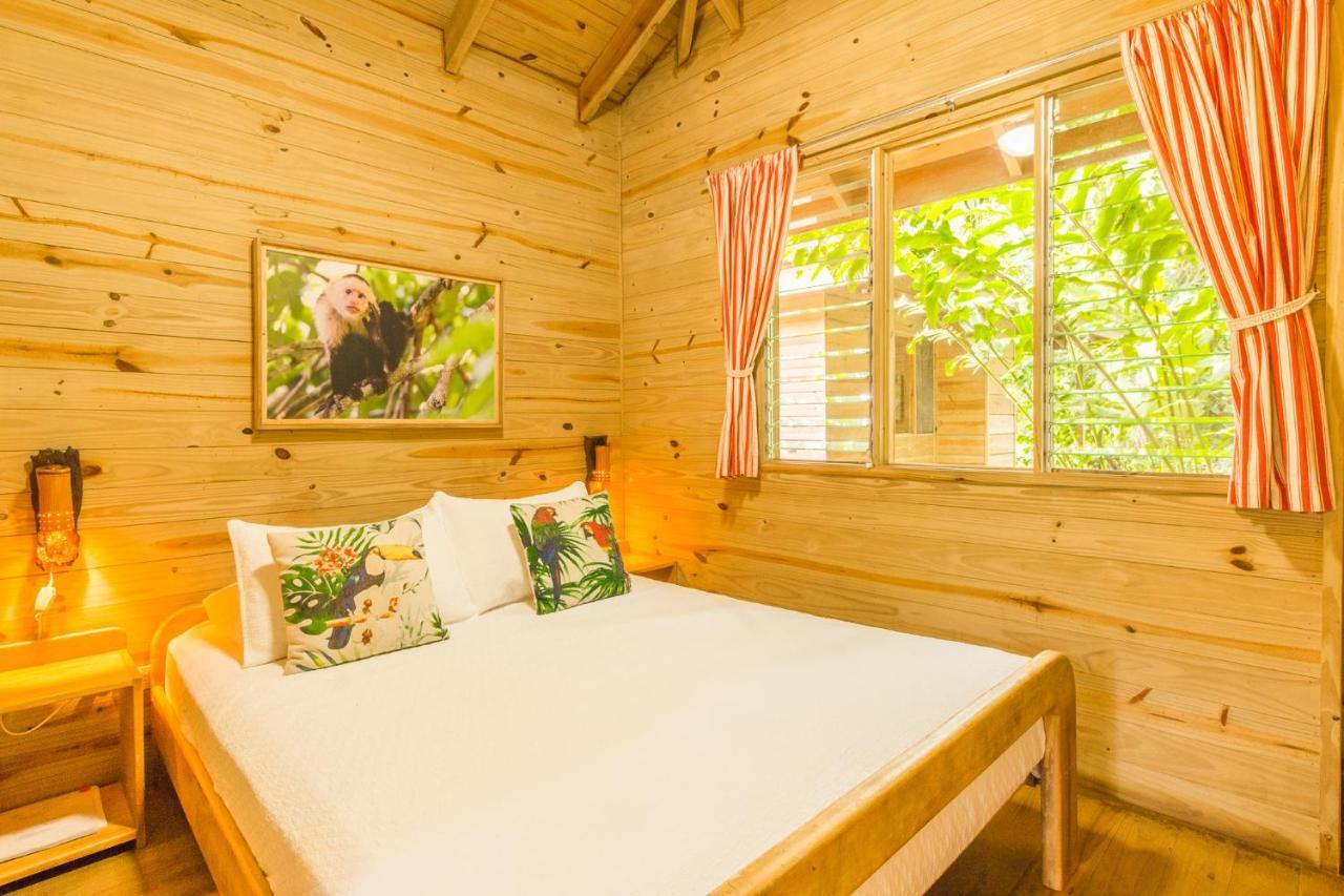 Hotel El Mono Feliz โอเฆชาล ภายนอก รูปภาพ